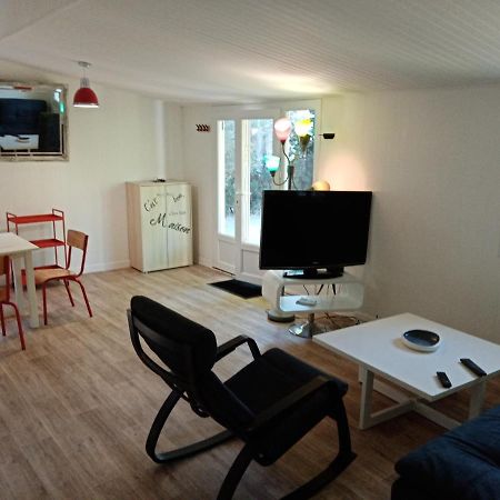 Chalet Agreable, A Proximite Du Centre Historique, Golf Academy Villeneuve-les-Avignon Bagian luar foto