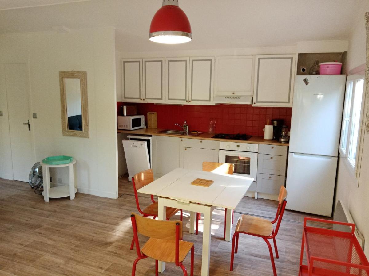 Chalet Agreable, A Proximite Du Centre Historique, Golf Academy Villeneuve-les-Avignon Bagian luar foto